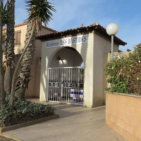 Petit Coin De Paradis Dans Avec Piscine Holiday home *